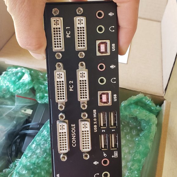 Star Tech KVM 2 Port Dual USB SV231DVIDDU - Picture 3 of 8